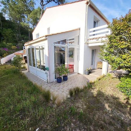 Appartement 3 Chambres 6 Pers Rez De Jardin 5Min Plage Quartier Du Phare Location Du Dimanche Au Dimanche En Juillet Et Aout ลาทร็องช์-ซูร์-แมร์ ภายนอก รูปภาพ