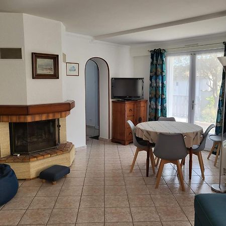 Appartement 3 Chambres 6 Pers Rez De Jardin 5Min Plage Quartier Du Phare Location Du Dimanche Au Dimanche En Juillet Et Aout ลาทร็องช์-ซูร์-แมร์ ภายนอก รูปภาพ