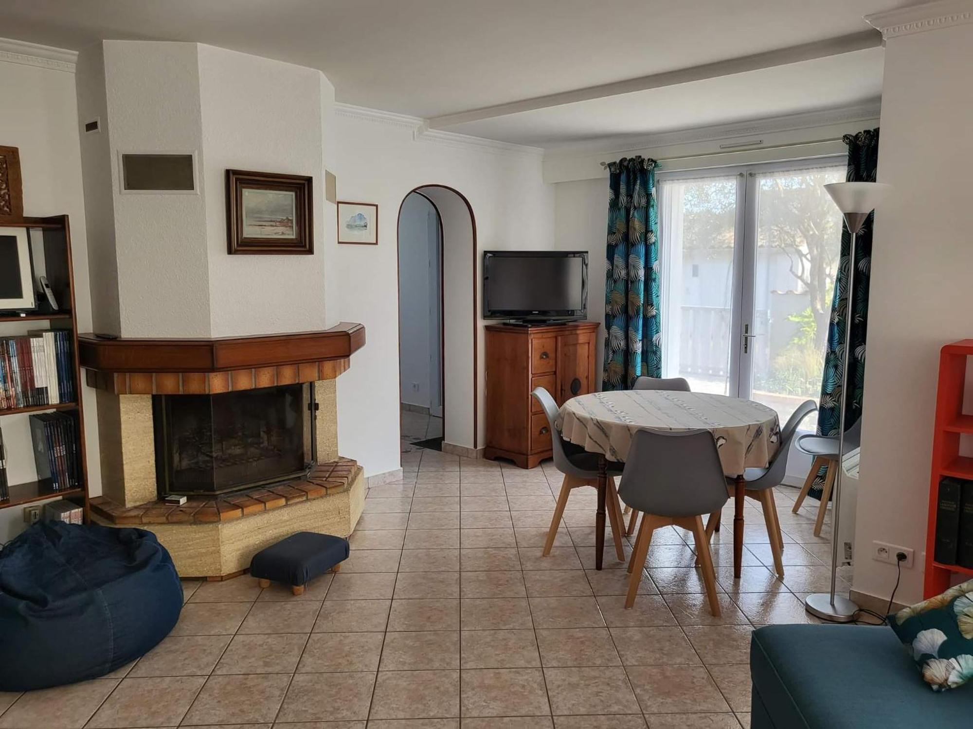 Appartement 3 Chambres 6 Pers Rez De Jardin 5Min Plage Quartier Du Phare Location Du Dimanche Au Dimanche En Juillet Et Aout ลาทร็องช์-ซูร์-แมร์ ภายนอก รูปภาพ